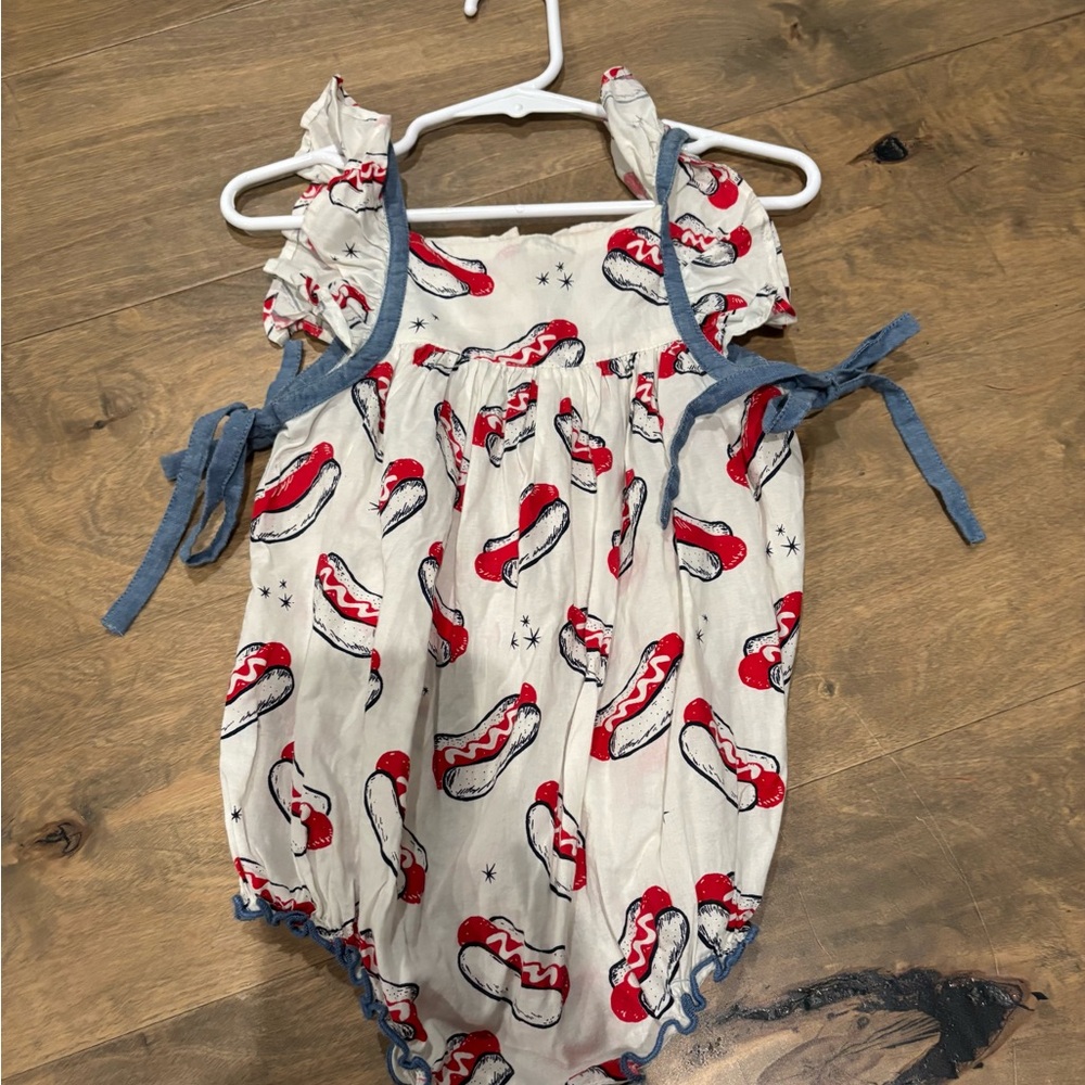 Pink Chicken hot dog bubble